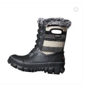 Bogs Womens Arcata Sripe Snow Boot